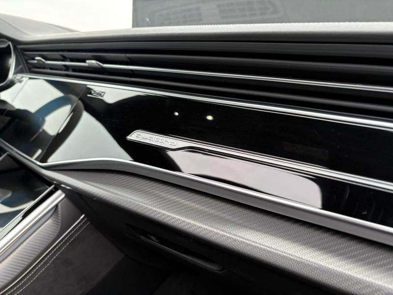 Audi RS Q8 4.0 mhev quattro tiptronic