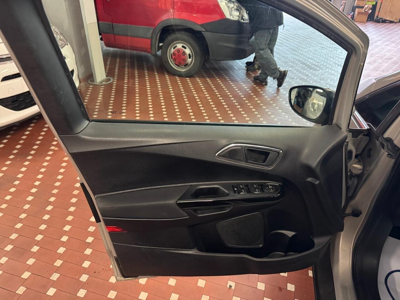 Ford B-Max 1.6 TDCi 95 CV Titanium - UNICO PROPRIETARIO