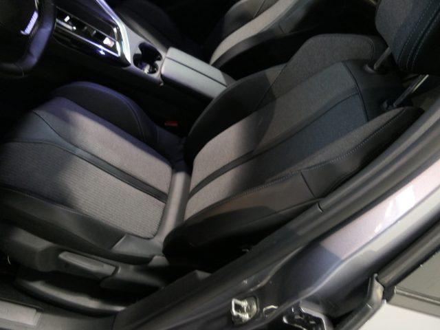 PEUGEOT 3008 PureTech Turbo 130 S&S EAT8 Allure Pack