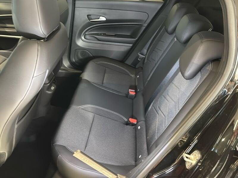 Jeep Avenger e-Hybrid 1.2 MHEV e-Hybrid Turbo Summit