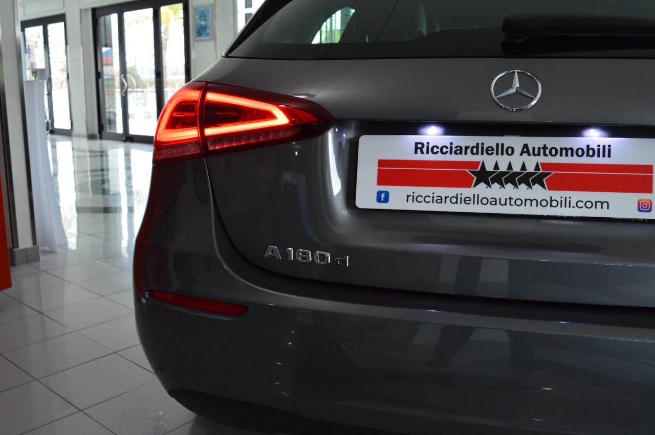 Mercedes-benz A 180 d 116 (1950cc) Auto Sport -