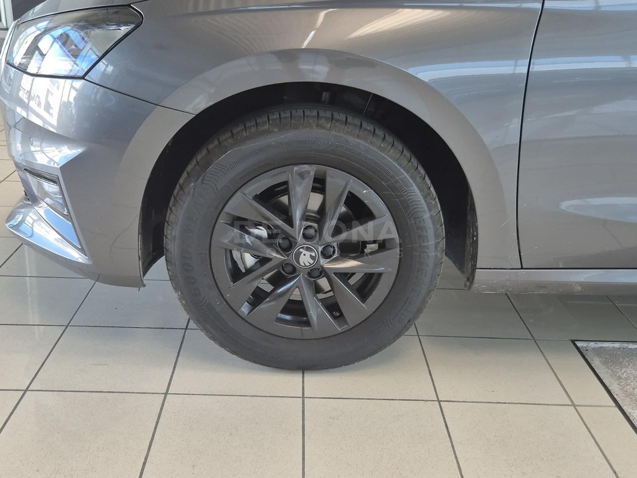 Skoda Fabia 1.0 tsi evo young edition 95cv