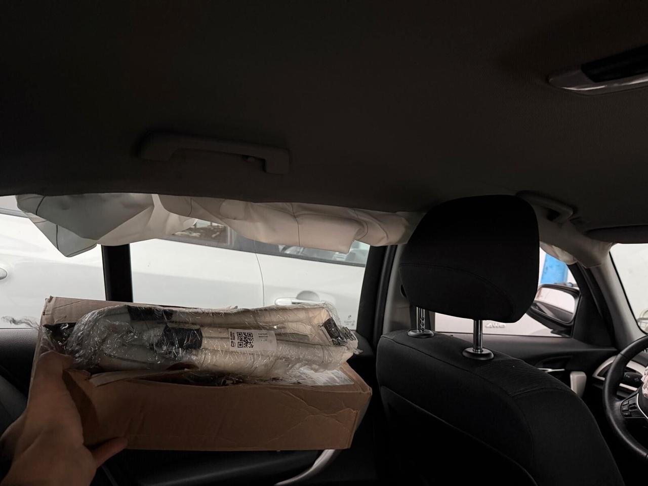 Bmw 116d 2017 5p. Urban incidentata /MARCIANTE!