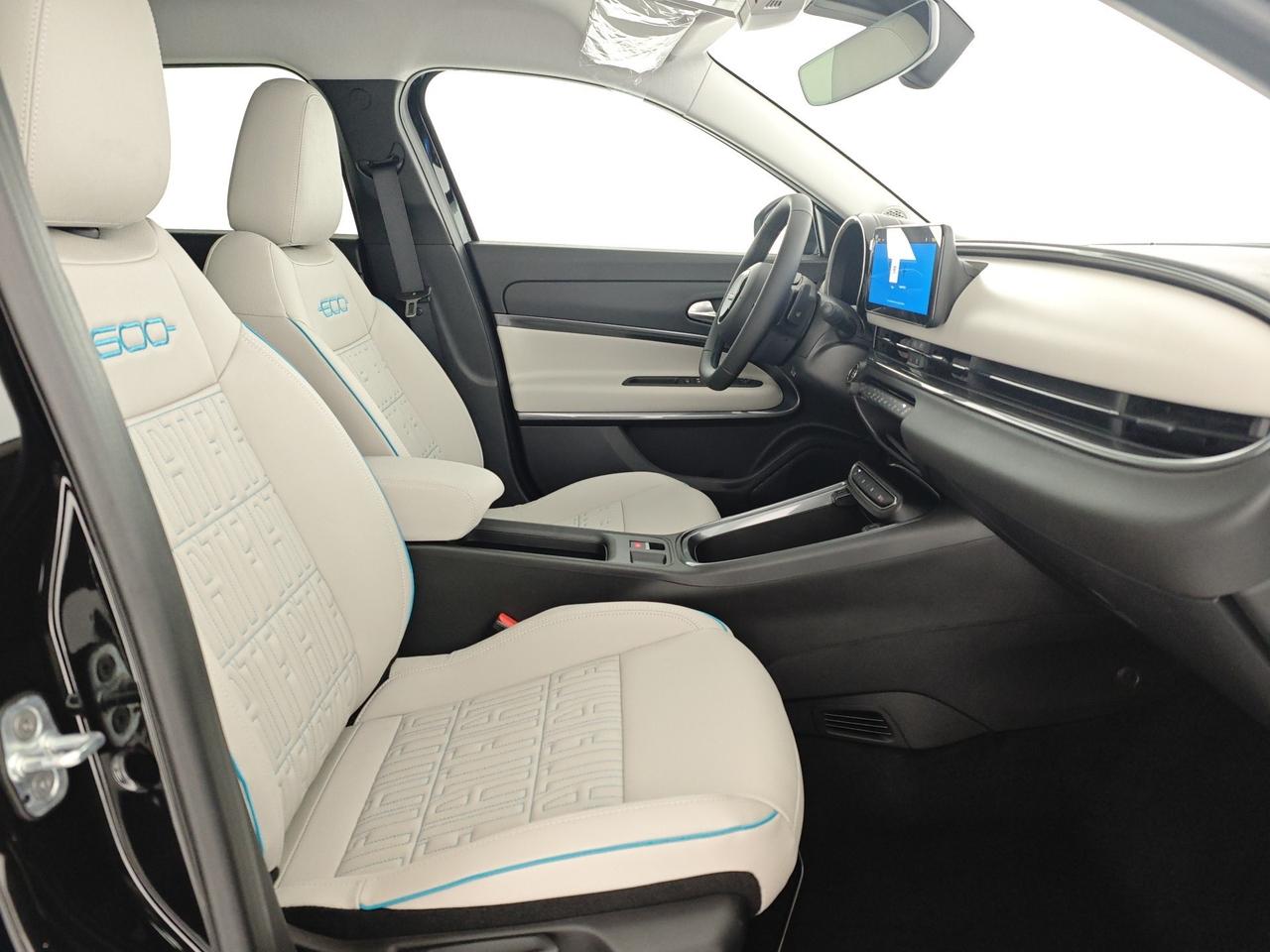 Fiat 600 Hybrid 100 CV DCT MHEV La Prima 2025