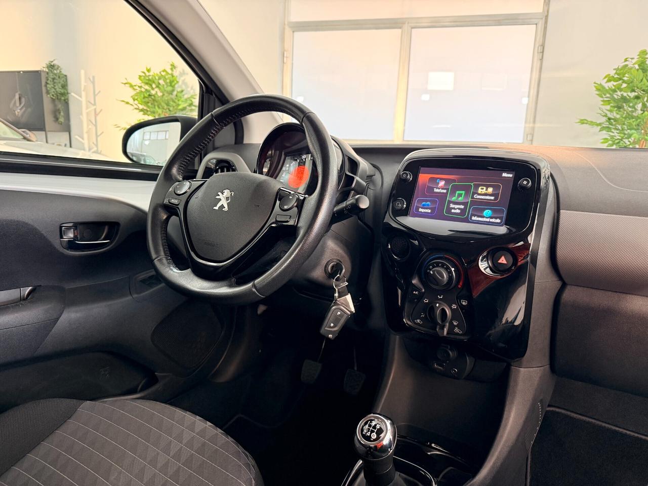 Peugeot 108 VTi 72cv Aziendale 5 porte Allure