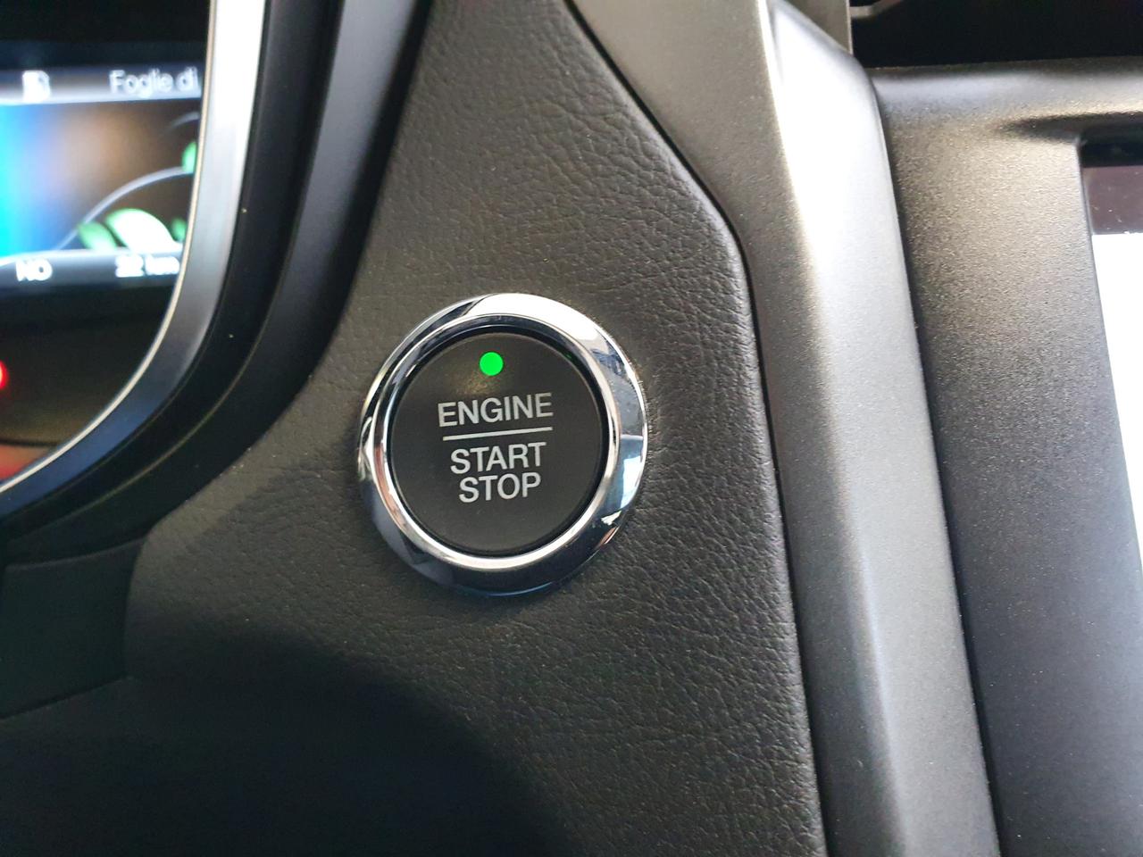 FORD Mondeo 4ª serie - Mondeo Full Hybrid 2.0 187 CV eCVT 4 porte Vignale