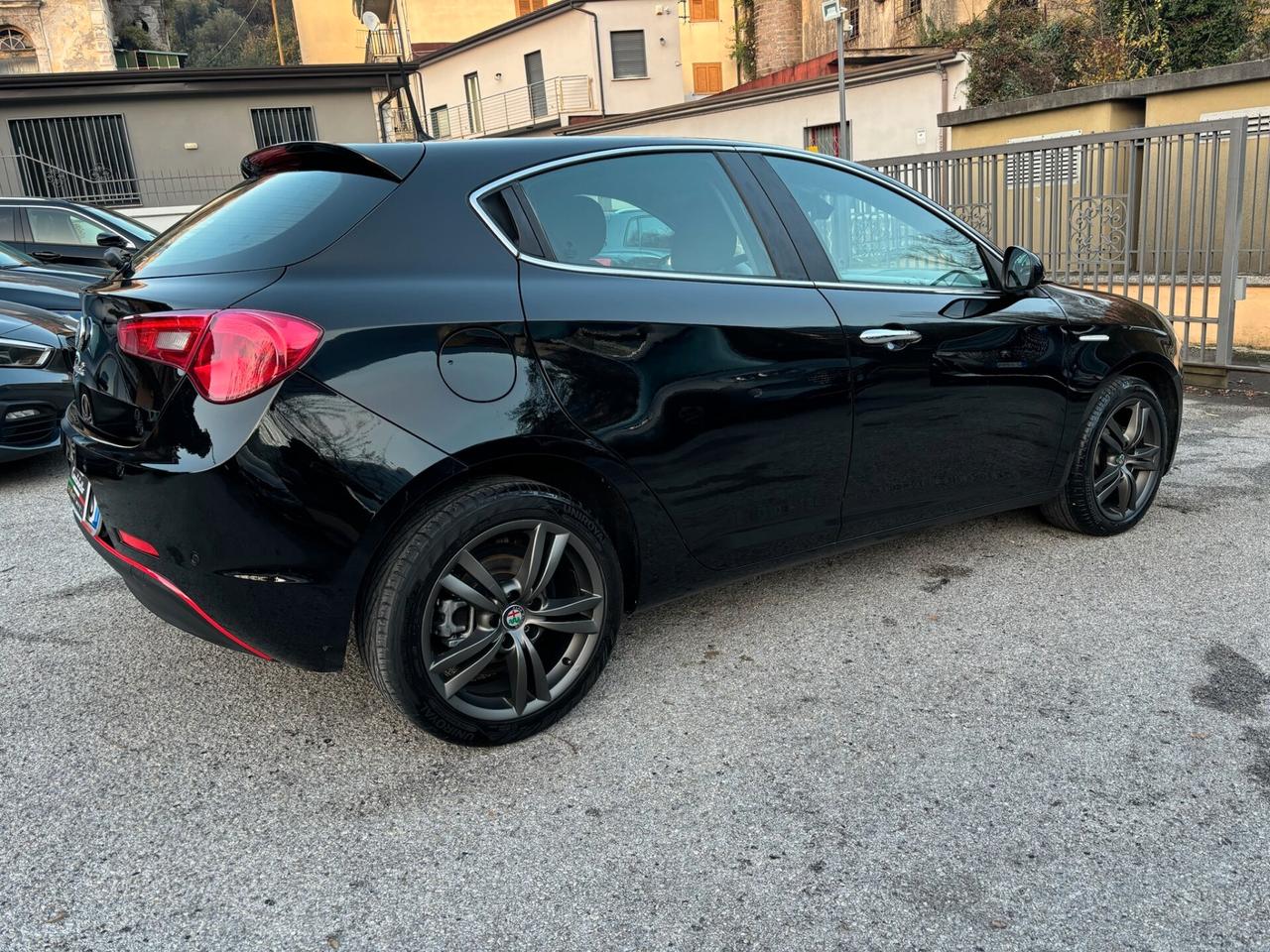 Alfa Romeo Giulietta 1.6 JTDm-2 105 CV Exclusive KM 117.000 CERTIFICATI