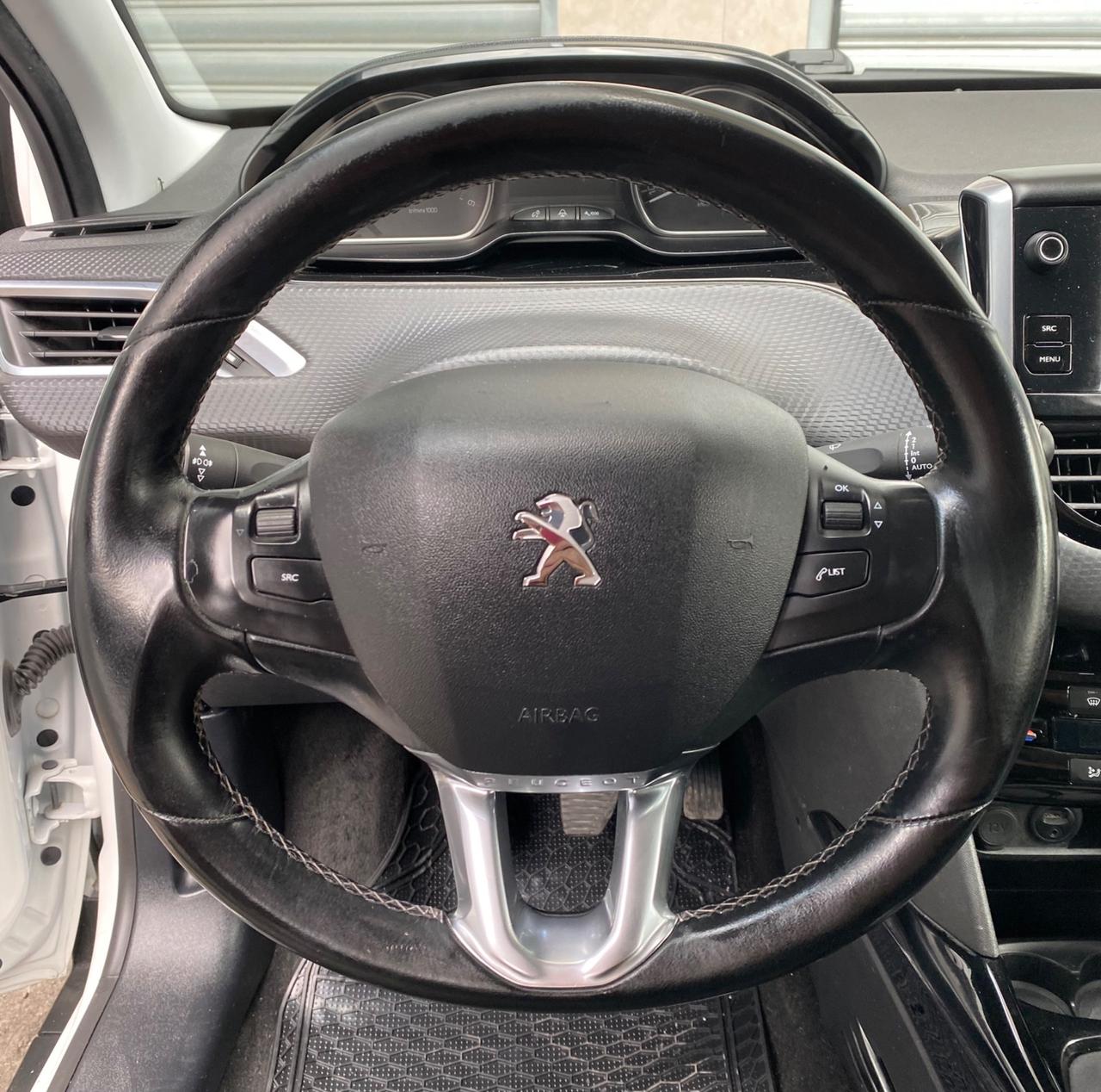 Peugeot 2008 1.6 BlueHDi 100cv S&S Allure - FULL