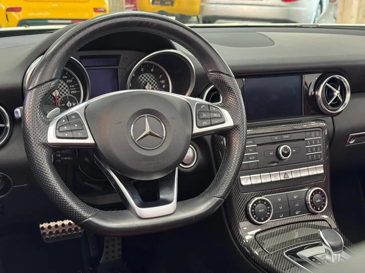 Mercedes-benz SLC 300 AMG line