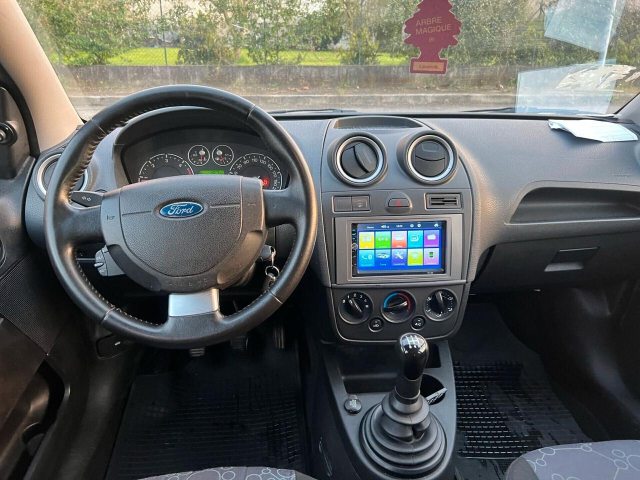 Ford Fiesta 1.4 TDCi 5p. Ghia ok neopatentato