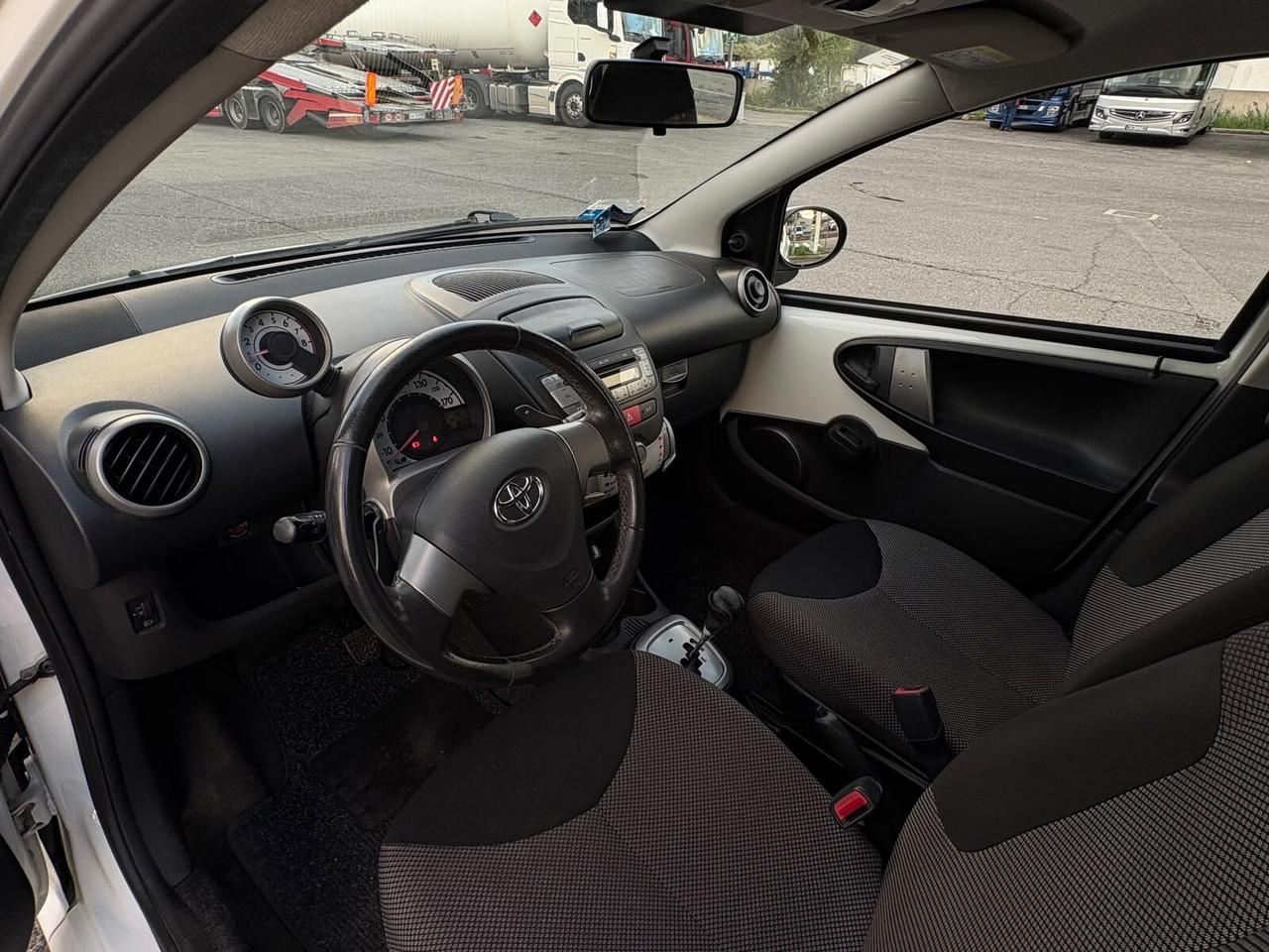 Toyota Aygo 1.0 Automatica Unico proprietario