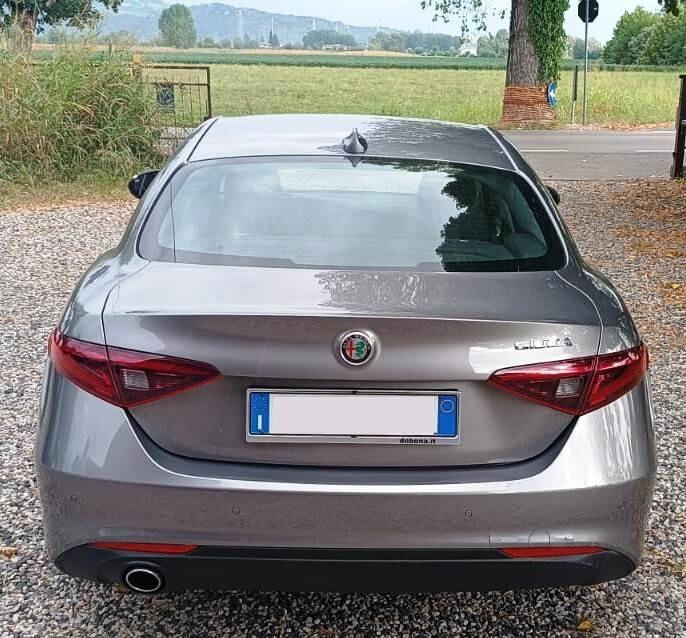 Alfa Romeo Giulia 2.2 Turbodiesel 136 CV AT8 Business