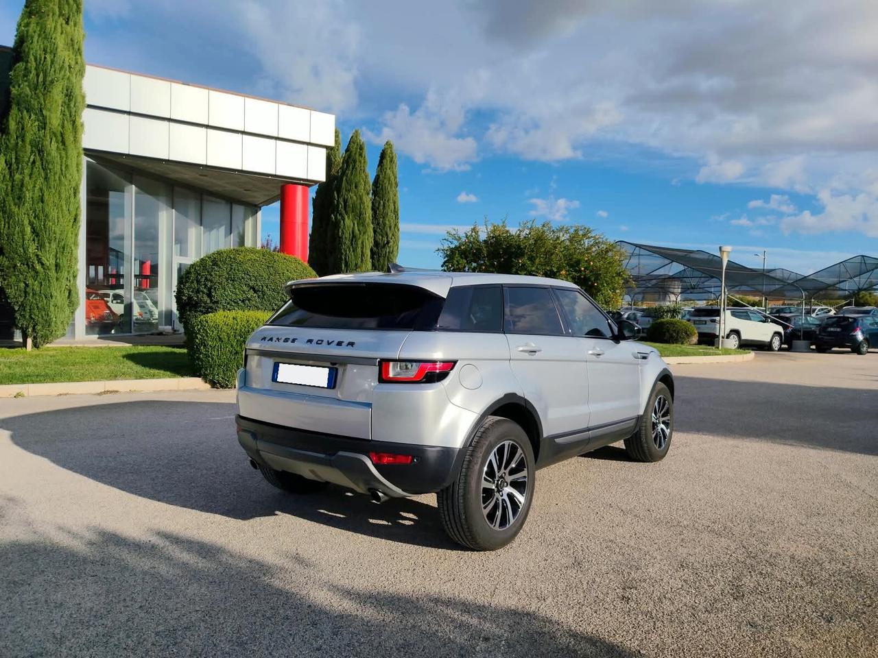 Land Rover Range Evoque 2.0 TD4 150 CV 5p. SE