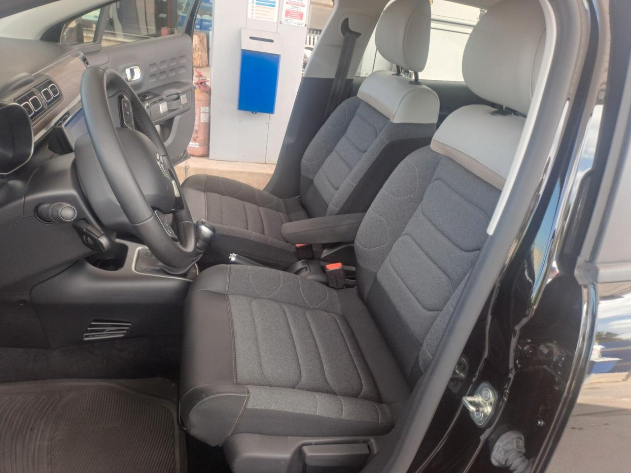 Citroen C3 PureTech 83 S&S C-Series