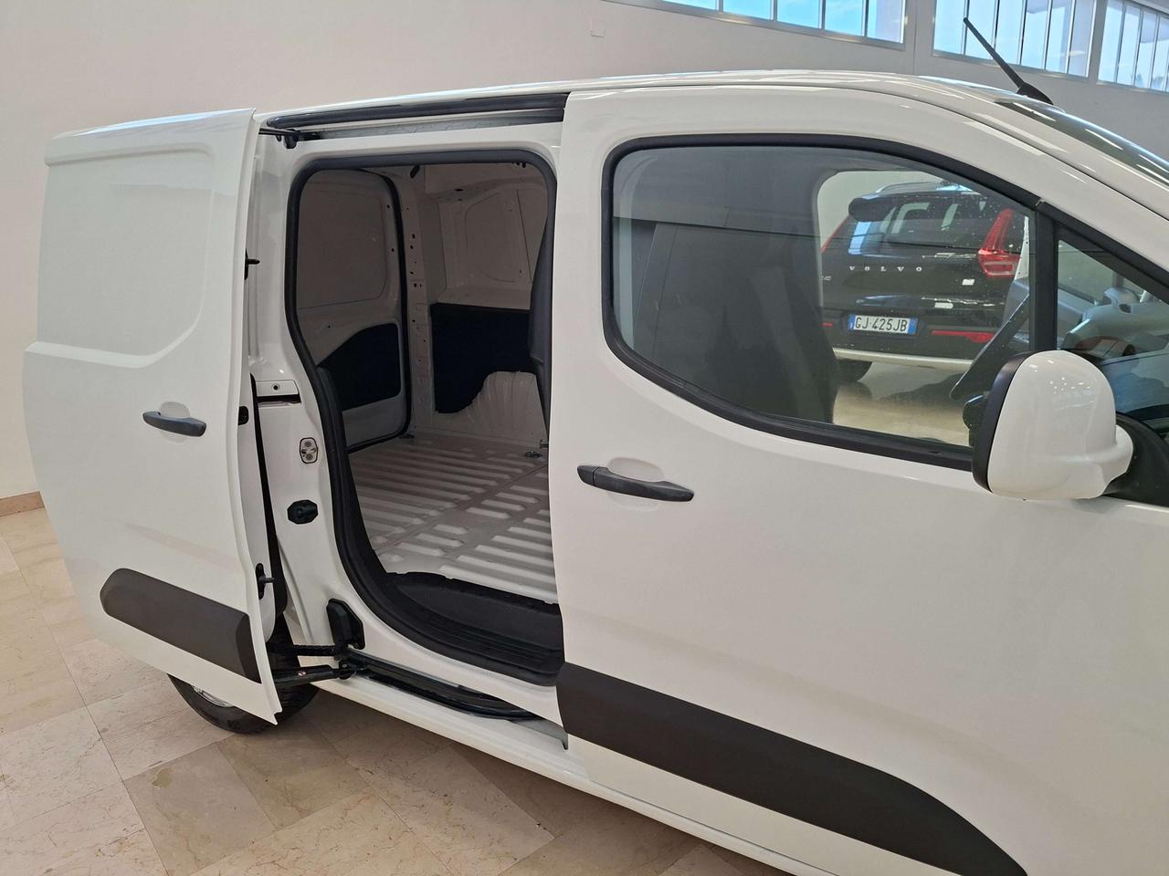 Opel COMBO 1.5 DIESEL 3 POSTI FURGONE € 9.900,00+IVA