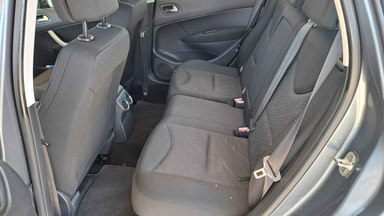 Peugeot 308 1.6 HDi 110CV Fèline Station Wagon