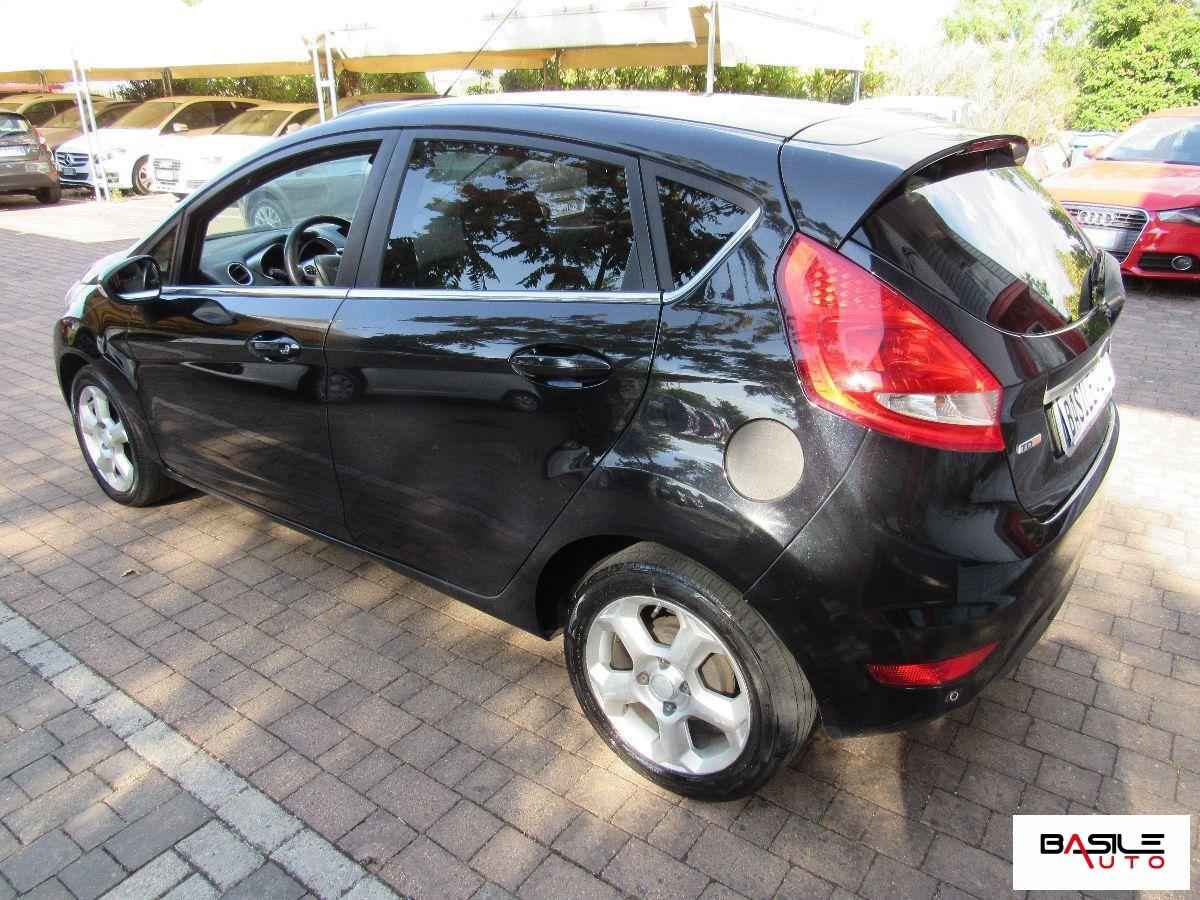FORD - Fiesta - 1.6 TDCi 95CV 5p. Titanium Bs.