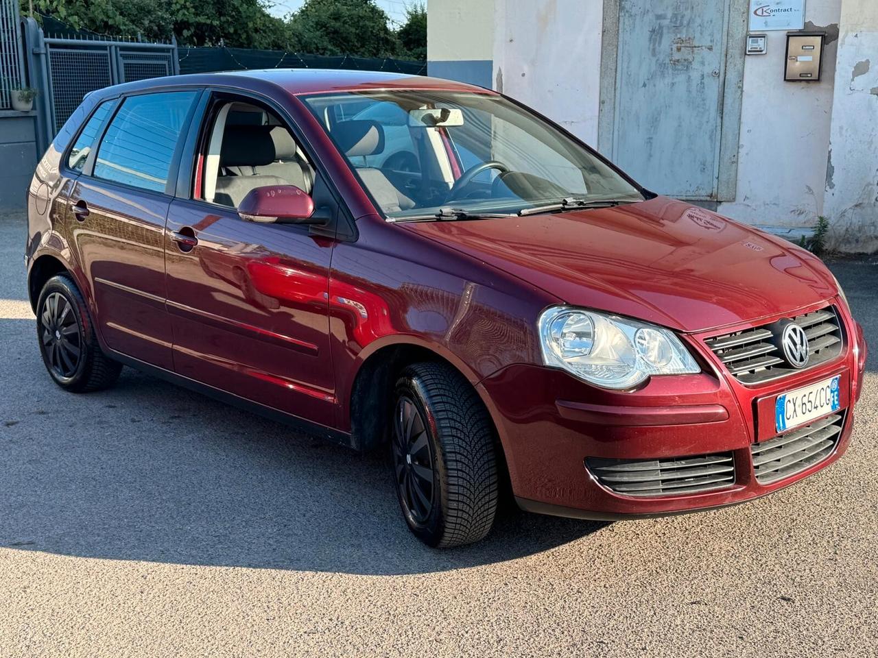 Volkswagen Polo 1.4/75CV 16V 5p. Sportline