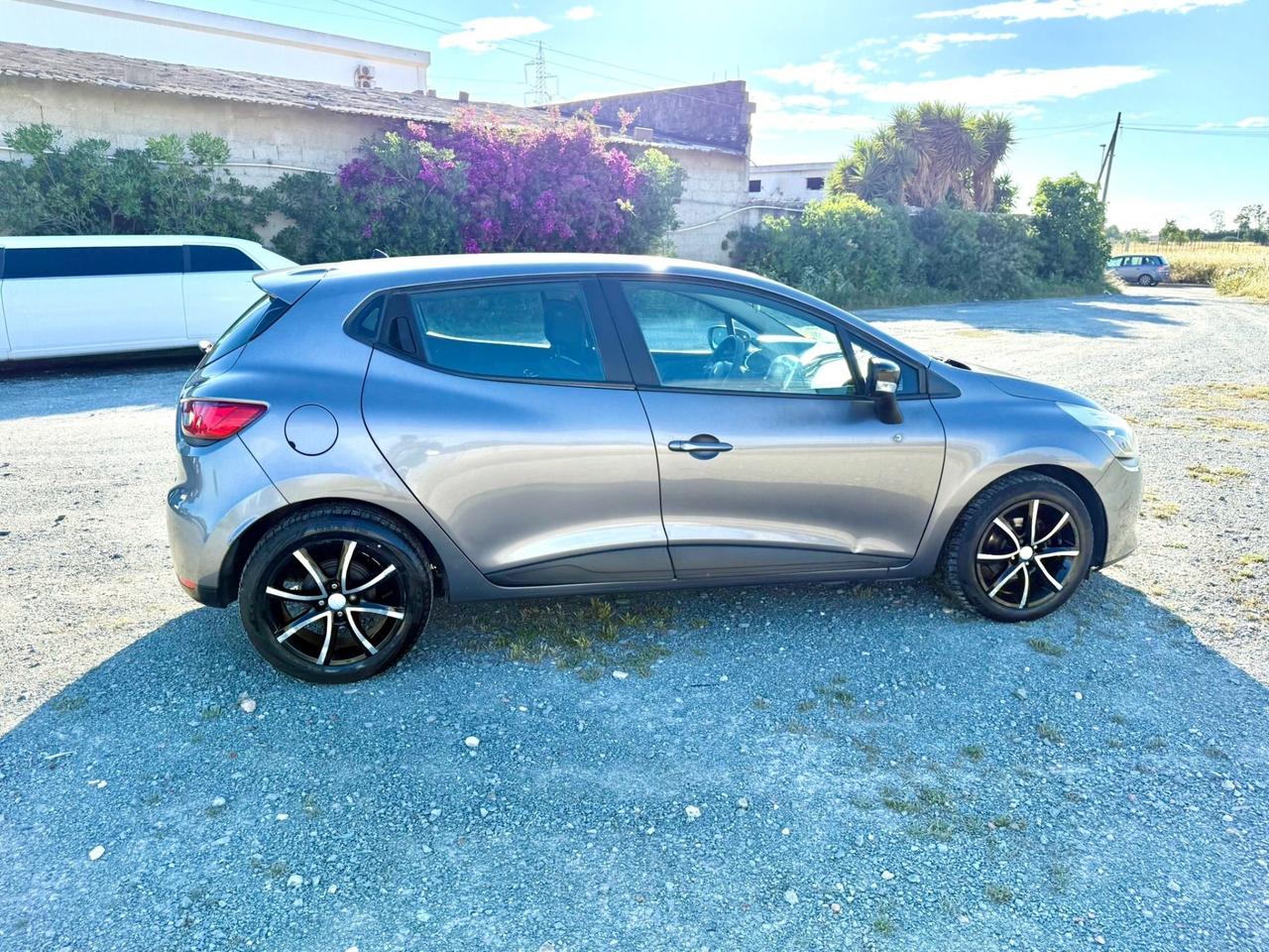 Renault Clio 1.5 Diesel 5 porte-Neopatentati-Permuta