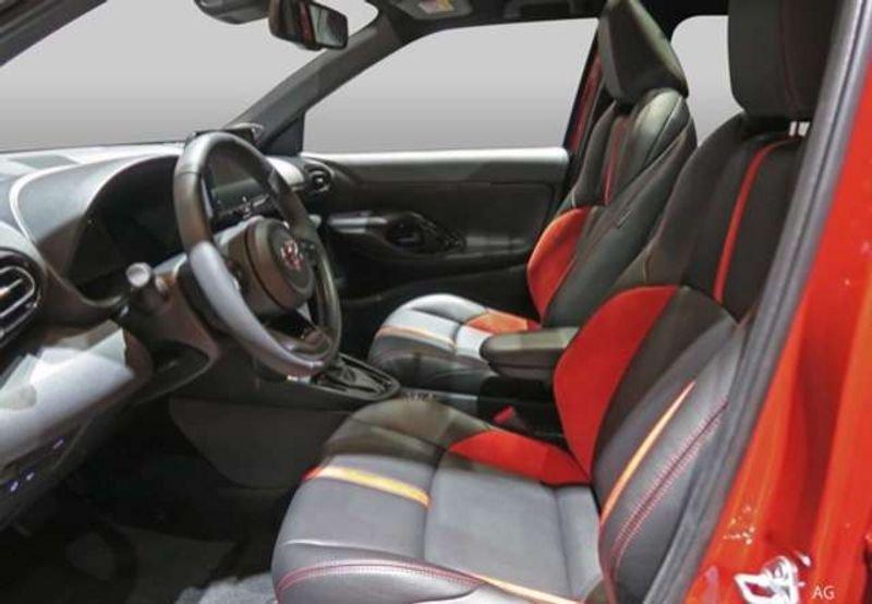 Toyota Yaris Cross 1.5 H Business