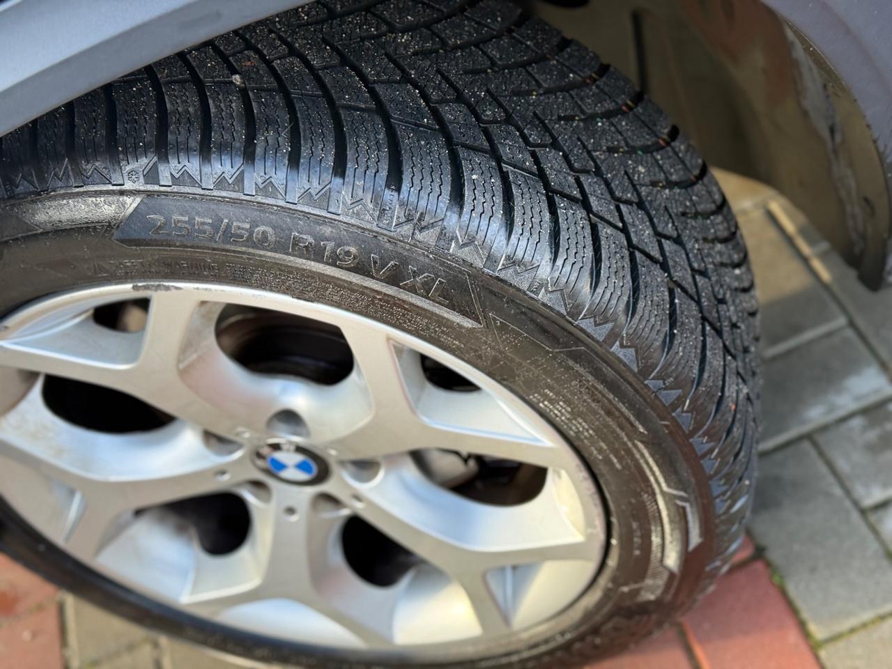 Bmw X5 xDrive35d Futura 7 POSTI