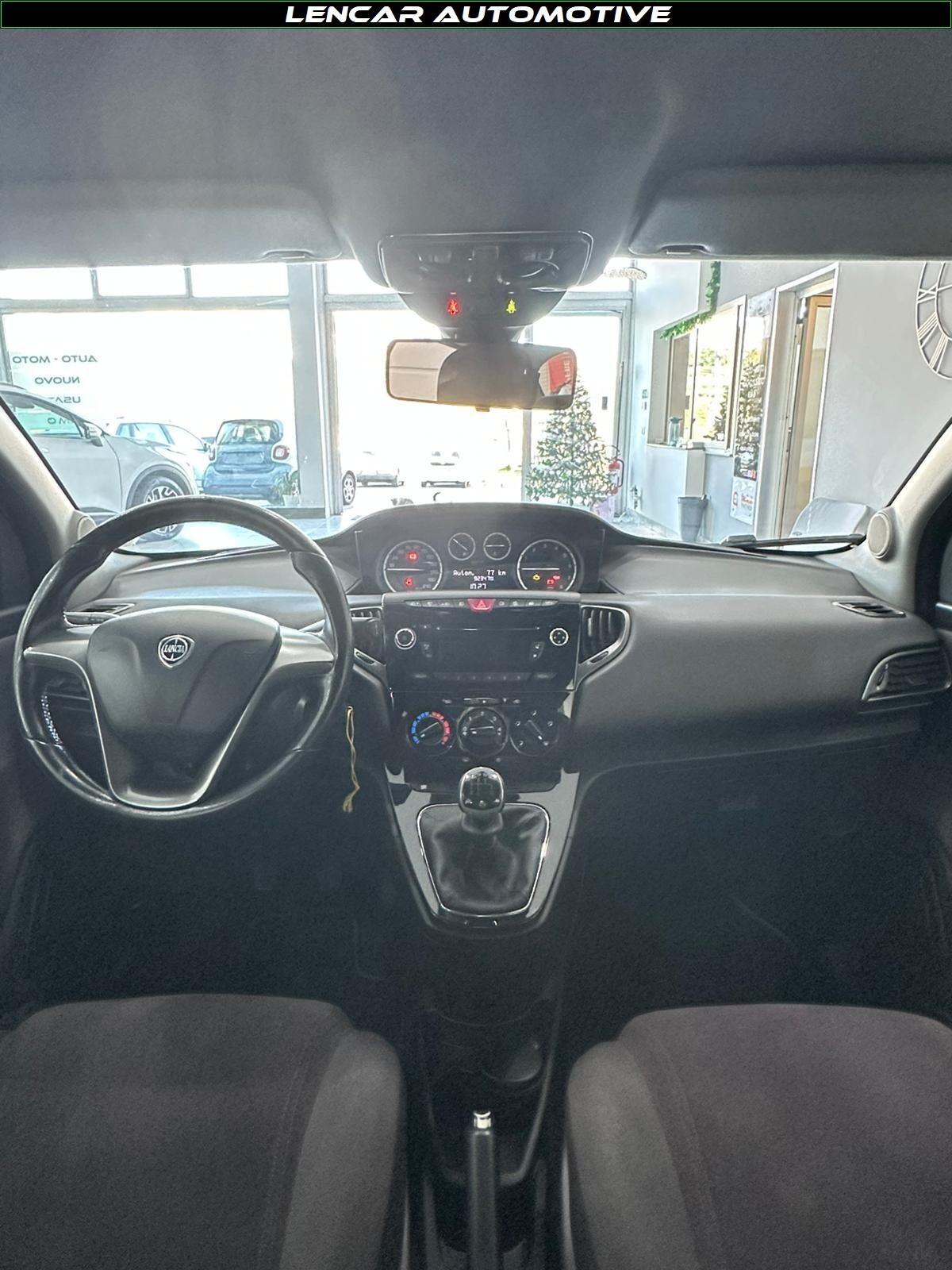 Lancia Ypsilon 1.2 5p. Gold