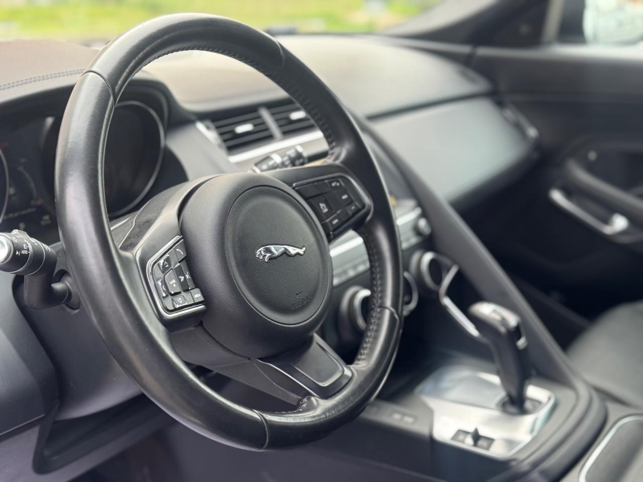 JAGUAR E-PACE 20D 150 CV R-DYNAMIC R20 PELLE FULL