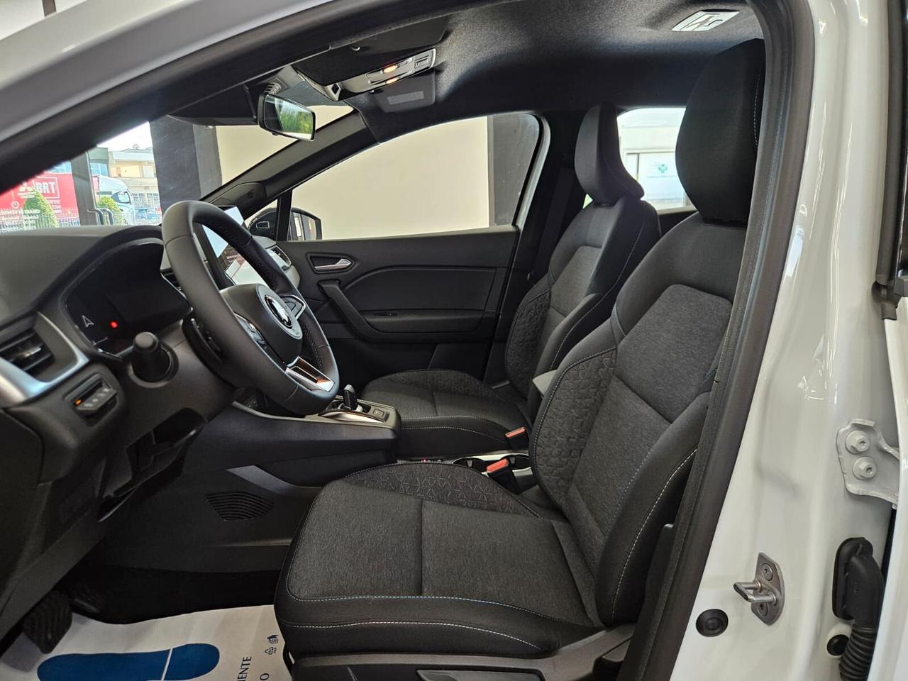 Mitsubishi Grandis DISPONIBILE IN VARIE COLORAZIONI E ALLESTIMENTI - CONCESSIONARIO UFFICIALE