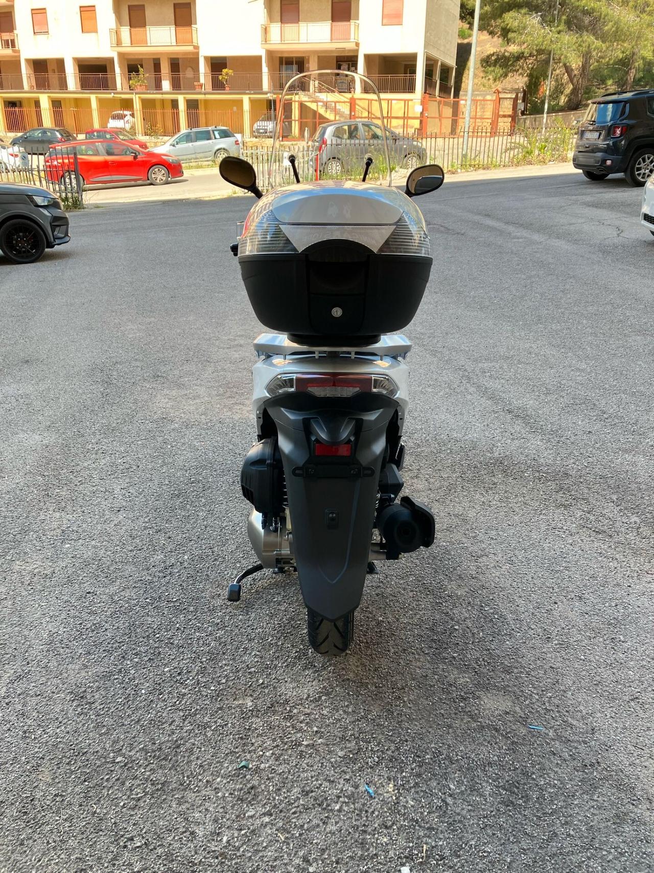 QJ MOTOR SQ 16