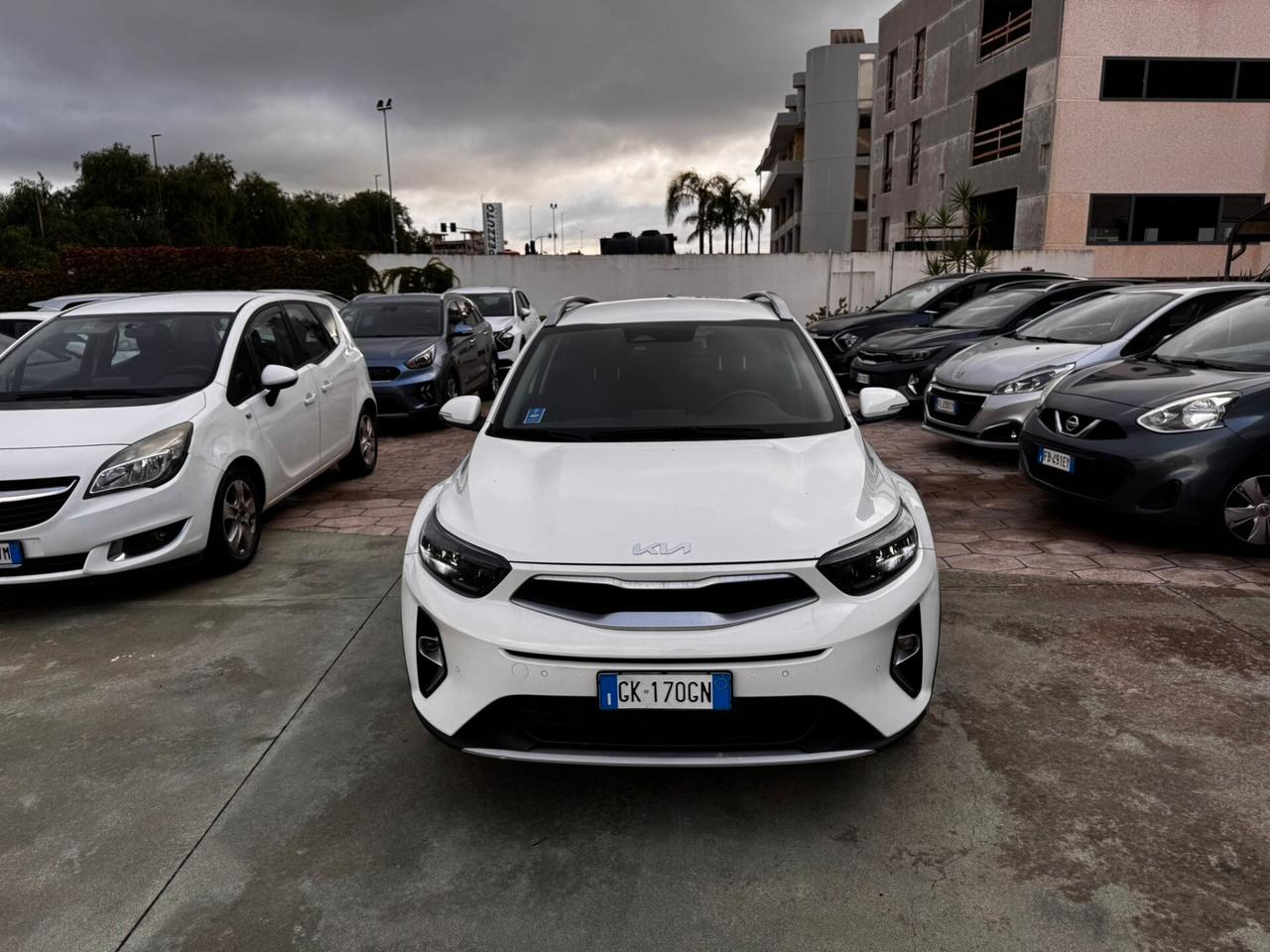KIA STONIC 1.0 MHEV STYLE 2023 RETROCAMERA E SENSORI