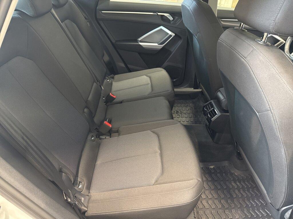 Audi Q3 35 2.0 TDI Business Plus S tronic