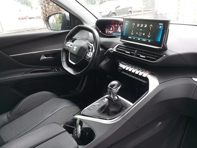 Peugeot 3008 BlueHDi 130 S&S Allure