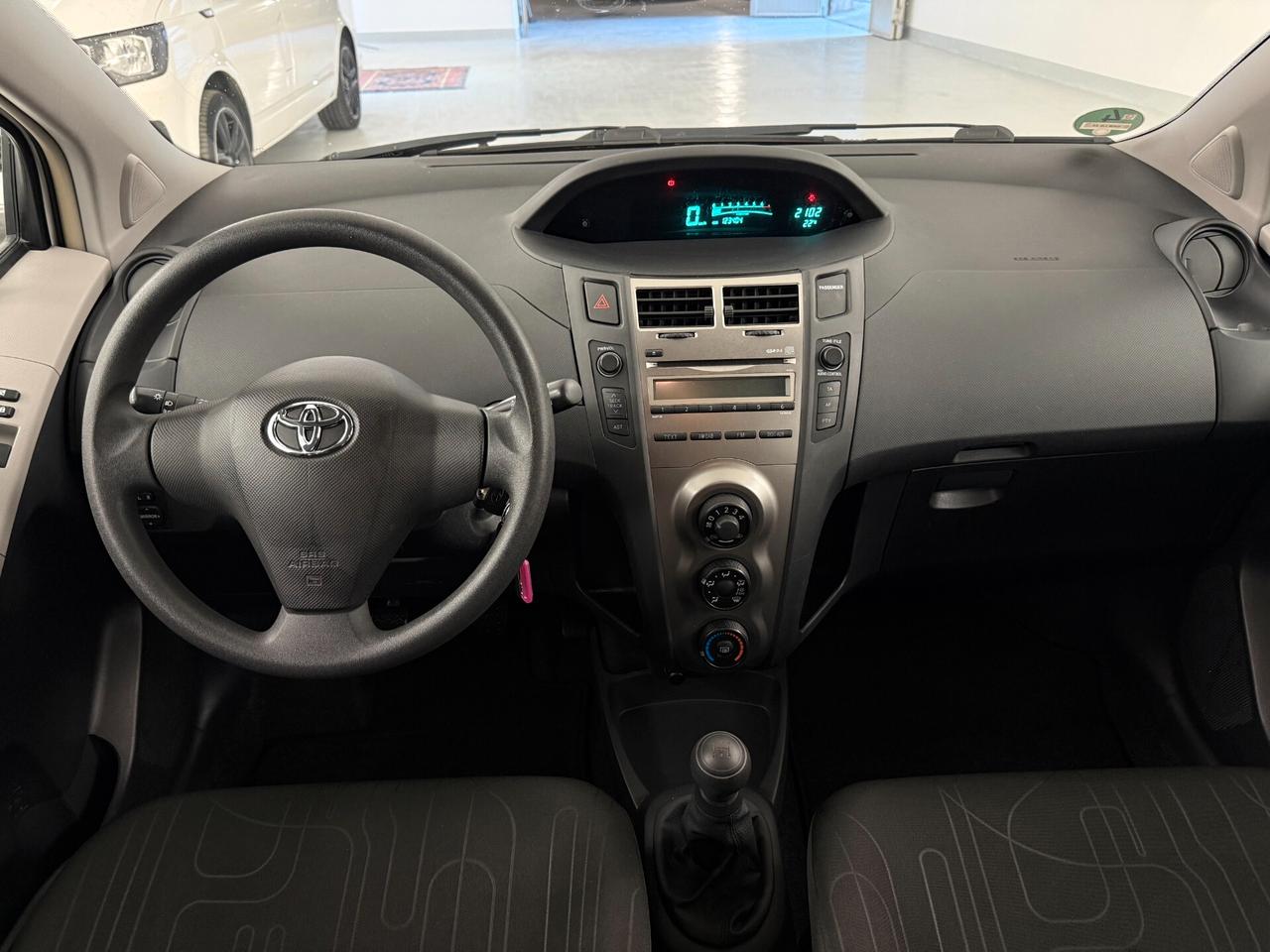 Toyota Yaris 1.0 3 porte