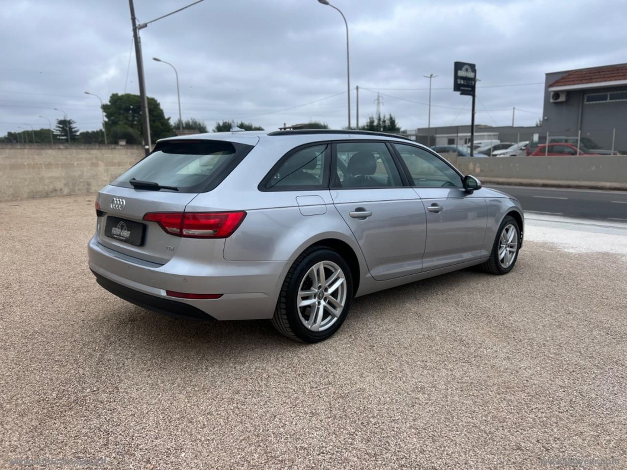 AUDI A4 Avant 2.0 TDI 150CV S tr. Bus. Sport