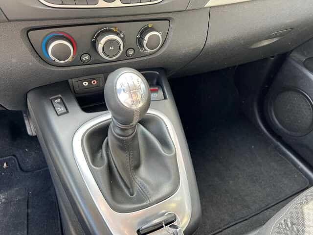 Renault Scenic X-Mod 1.6 Attractive