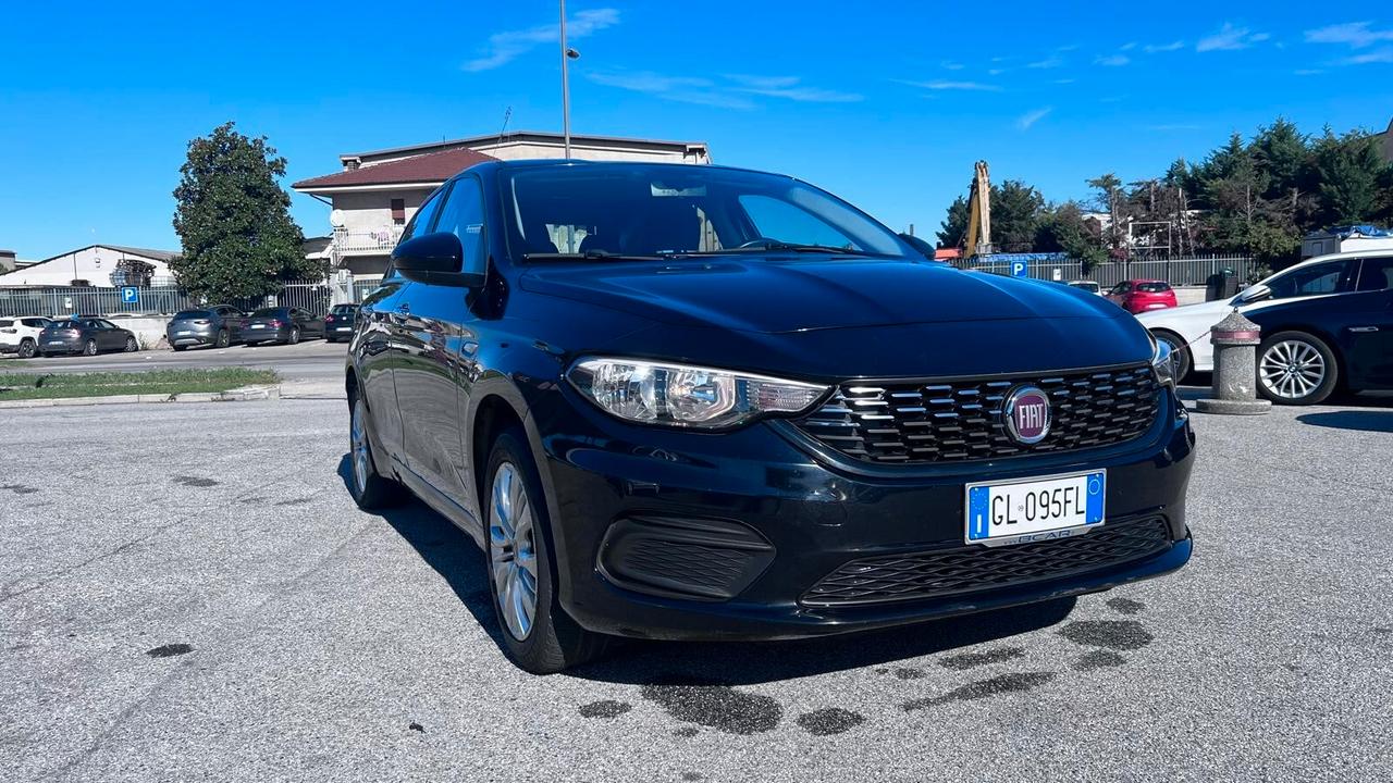 Fiat Tipo BERLINA BENZ/GPL 120CV