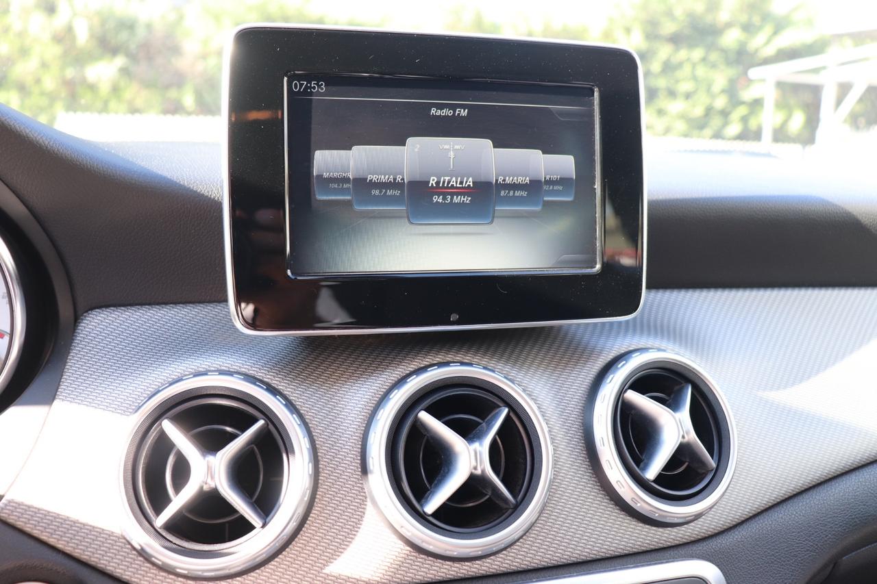 Mercedes-benz GLA 200 GLA 200 d Premium