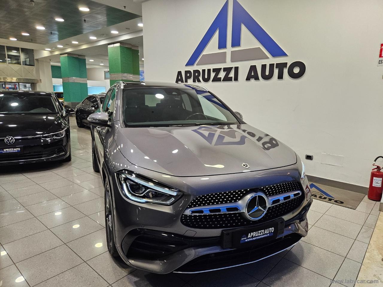 MERCEDES-BENZ GLA 200 d Automatic Premium