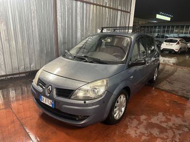 Renault Scenic Scénic 2.0 16V Luxe GPL