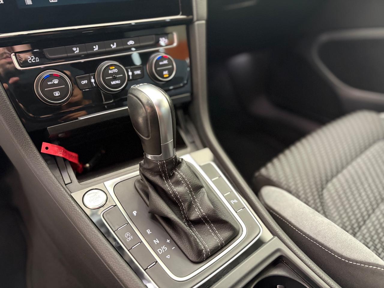 Volkswagen Golf 1.5 TSI ACT DSG R LINE PERMUTE FINANZIAMENTI