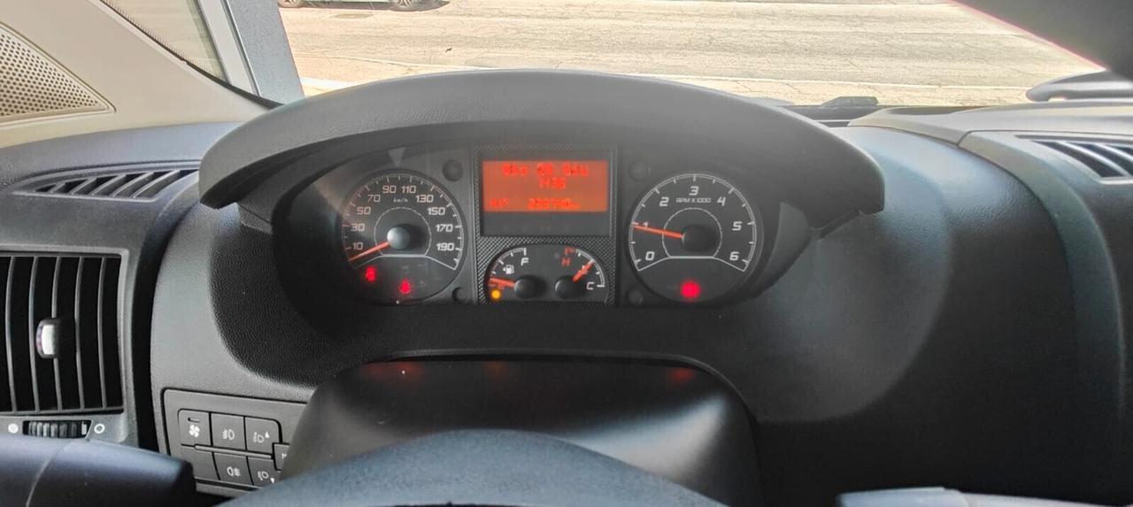Peugeot Boxer 333 2.0 BlueHDi/130CV FAP PM-TM Combi Comfort