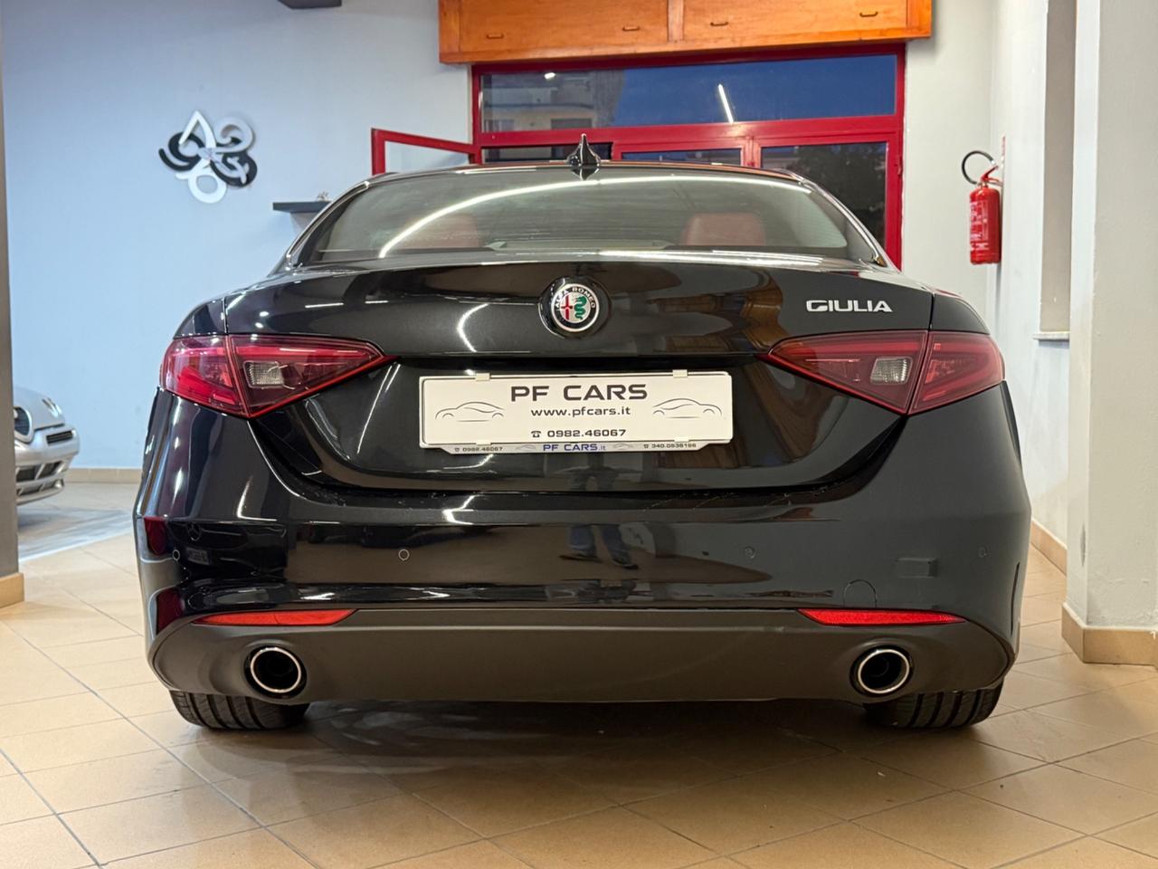 Alfa Romeo Giulia 2.2 Turbodiesel 180 CV AT8 Sport Business