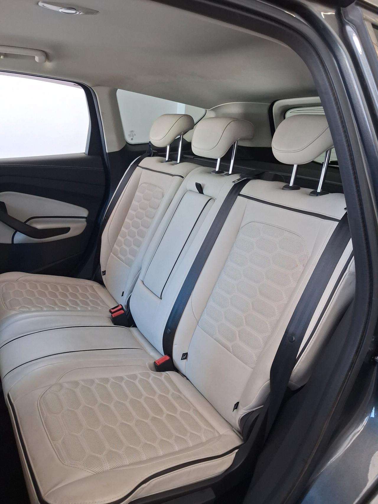 Ford Kuga 2.0 TDCI 150 CV S&S 4WD Vignale