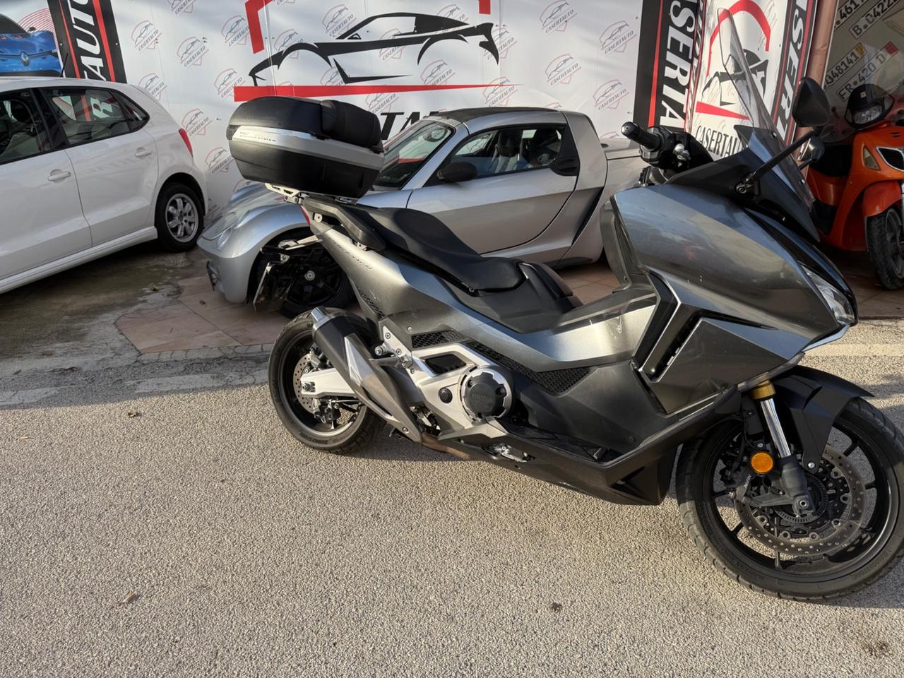 Honda Forza 750