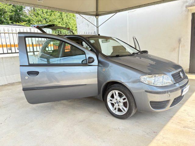 FIAT Punto 1.2 16V 3 porte Emotion OK NEOPATENTATI