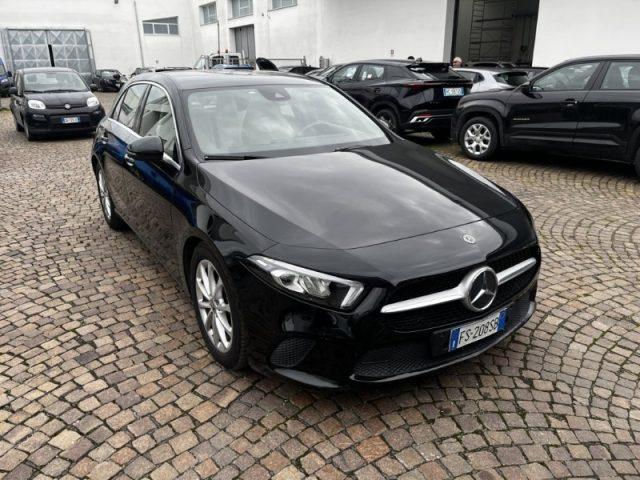 MERCEDES-BENZ A 180 d Automatic Sport *PELLE, NAVI*