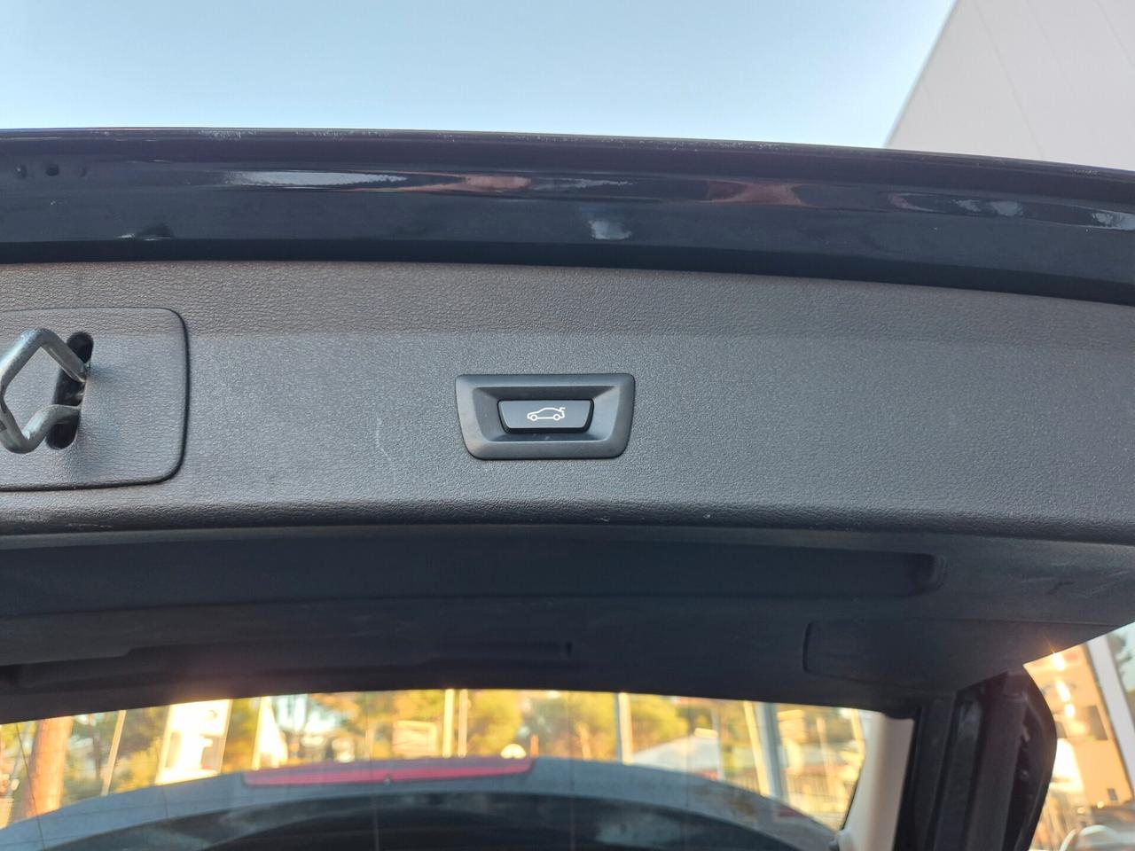 Bmw X1 sDrive18d xLine LED PELLE 18