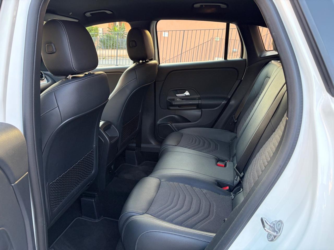 Mercedes-benz GLA 180 d Automatic Sport Plus unico