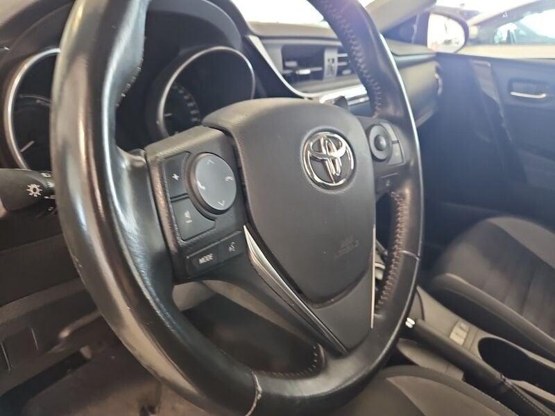 Toyota Auris Touring Sports 1.8 Hybrid Active