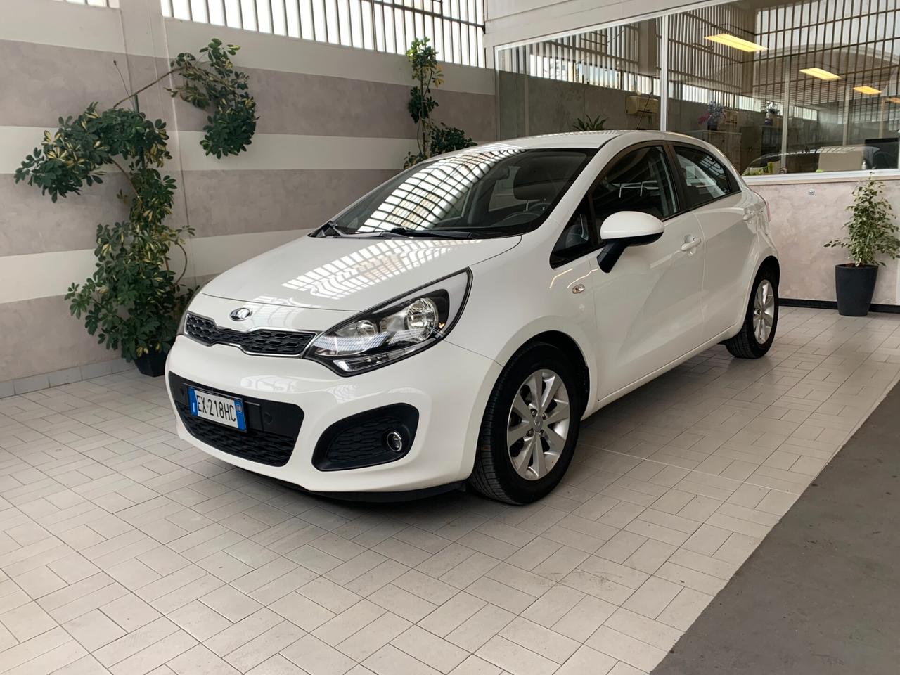 Kia Rio 1.2 BENZINA 5p. Cool